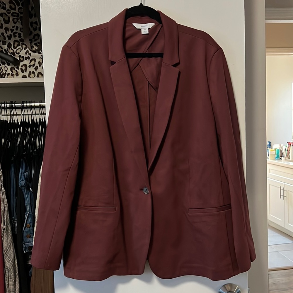 Old navy burgundy blazer